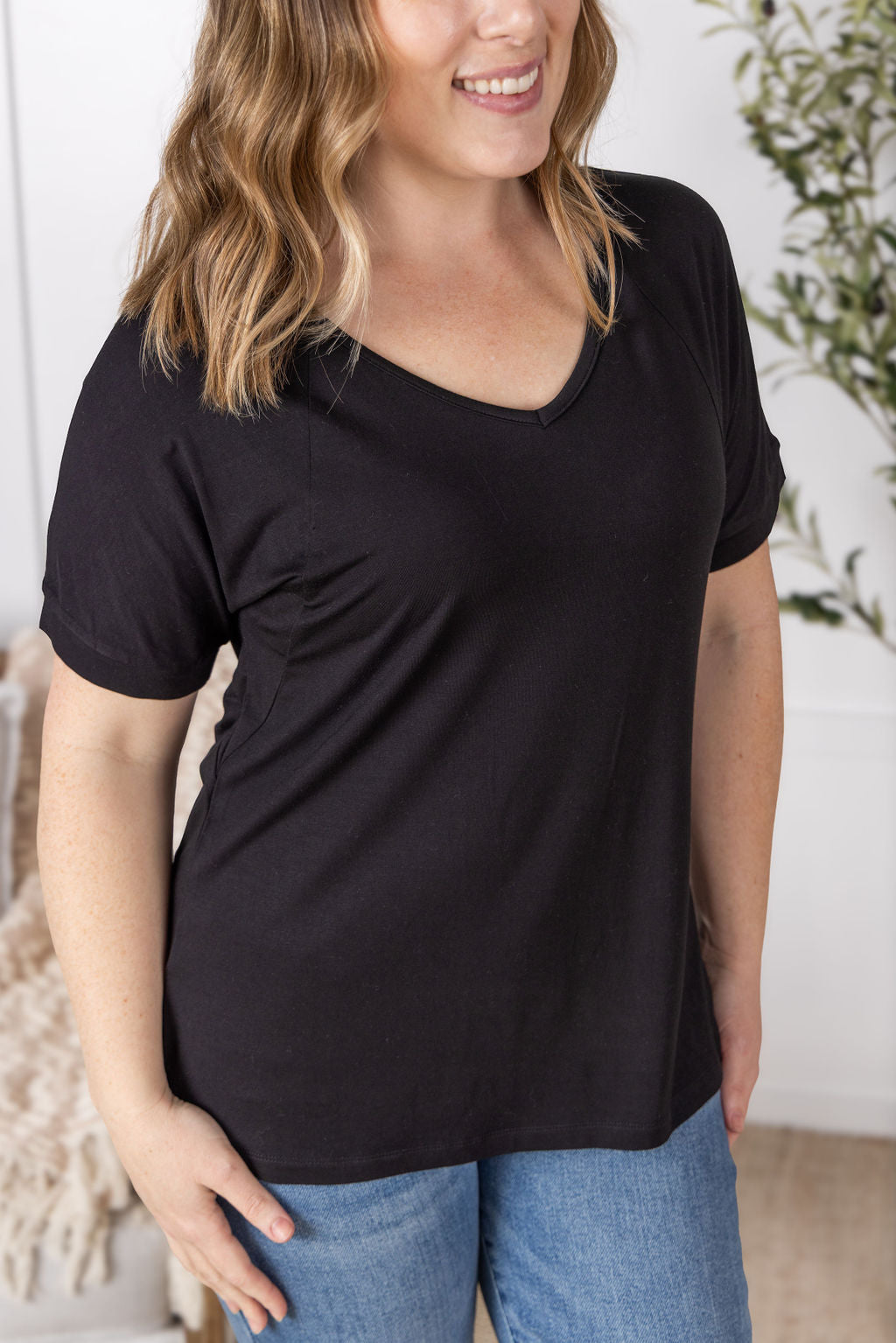 Bamboo V Neck Tee - Black